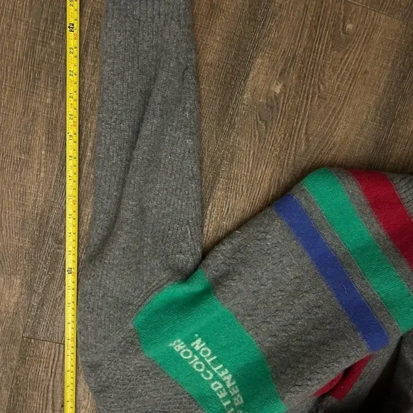 Vintage United Colors of Benetton wool sweater S-M good vintage condition rare! - Picture 9 of 12